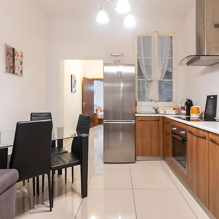 Superbly Located Cosy 2-Bedroom Apartment Valletta Valeta Exterior foto