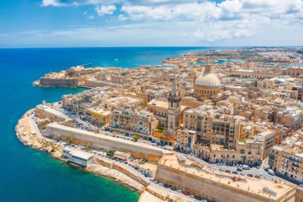 Superbly Located Cosy 2-Bedroom Apartment Valletta Valeta Exterior foto