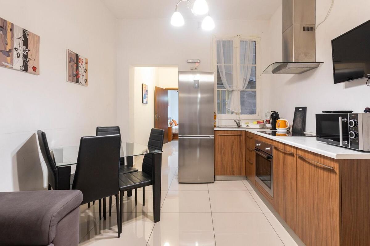 Superbly Located Cosy 2-Bedroom Apartment Valletta Valeta Exterior foto